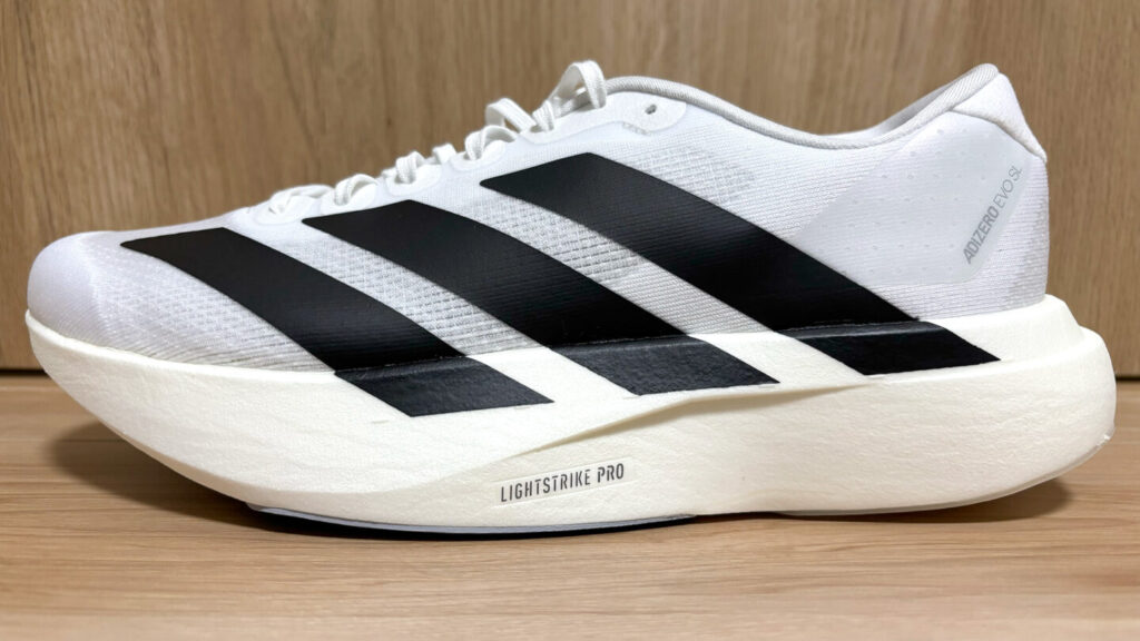 マラソン持ち物「ランニングシューズ」｜31らん（さいらん）