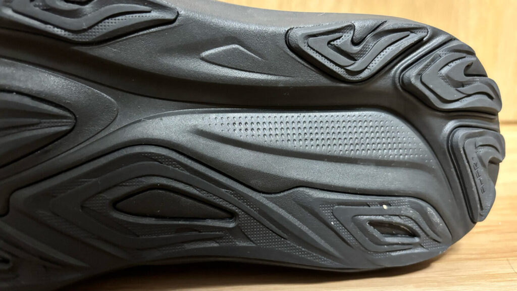 アシックス GT-2000 14レビュー|31らん(さいらん)