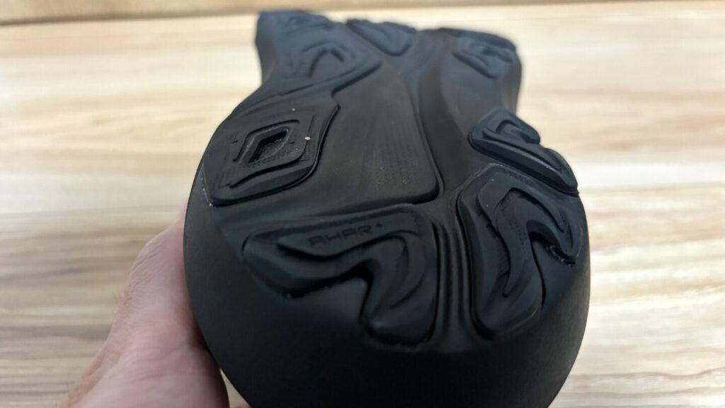 アシックス GT-2000 14レビュー|31らん(さいらん)