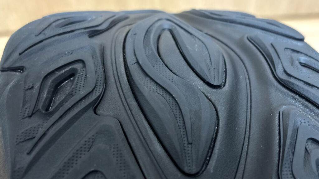 アシックス GT-2000 14レビュー|31らん(さいらん)