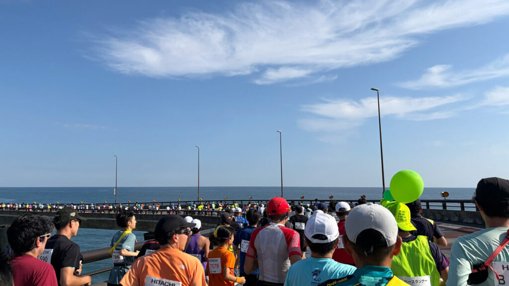 ひたちシーサイドマラソン2025大会レビュー|31らん(さいらん)