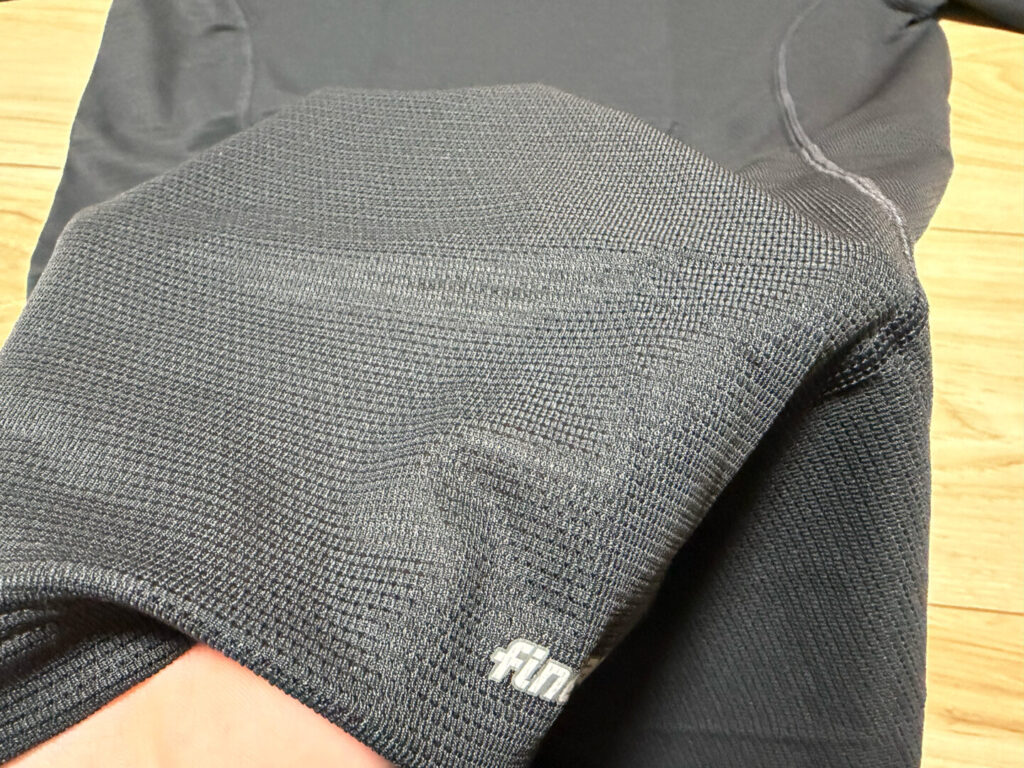 finetrack ドライレイヤーウォーム アームカバー｜31らん（さいらん）