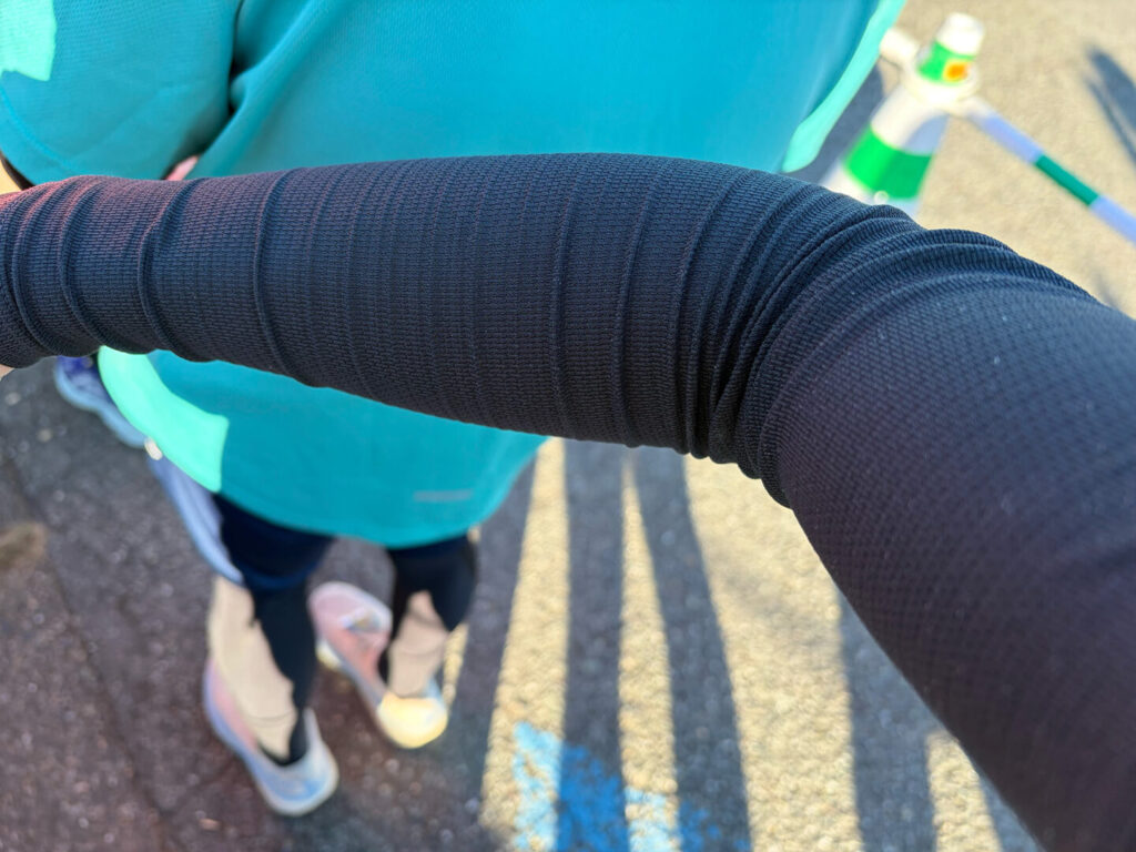 finetrack ドライレイヤーウォーム アームカバー｜31らん（さいらん）