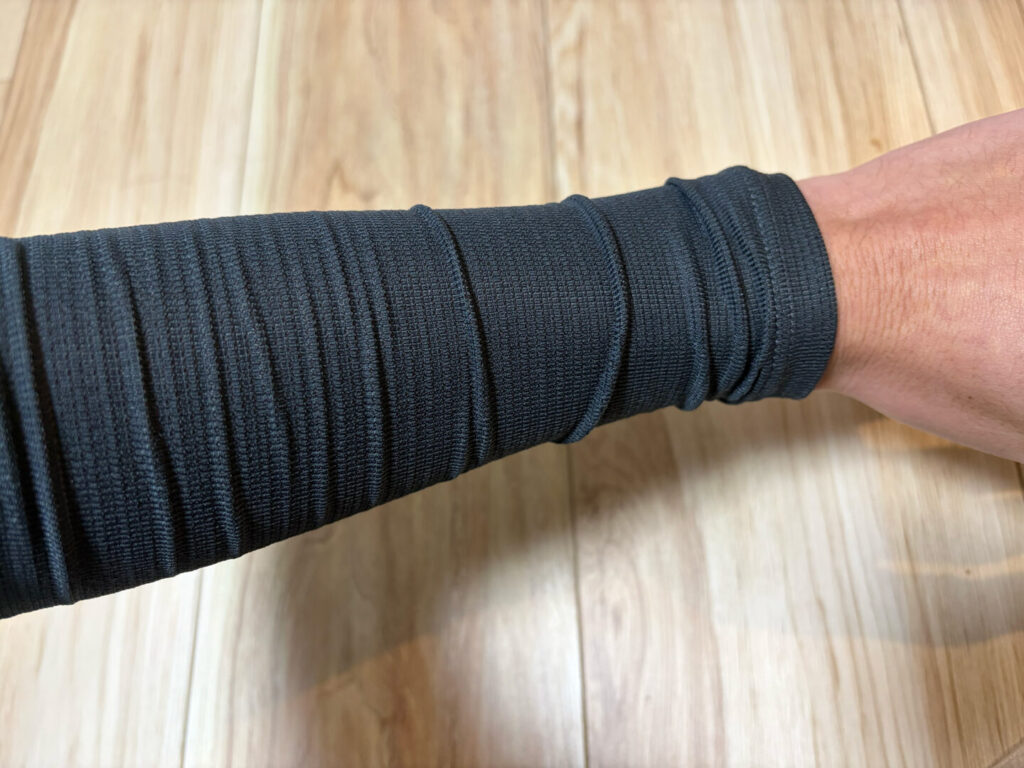 finetrack ドライレイヤーウォーム アームカバー｜31らん（さいらん）