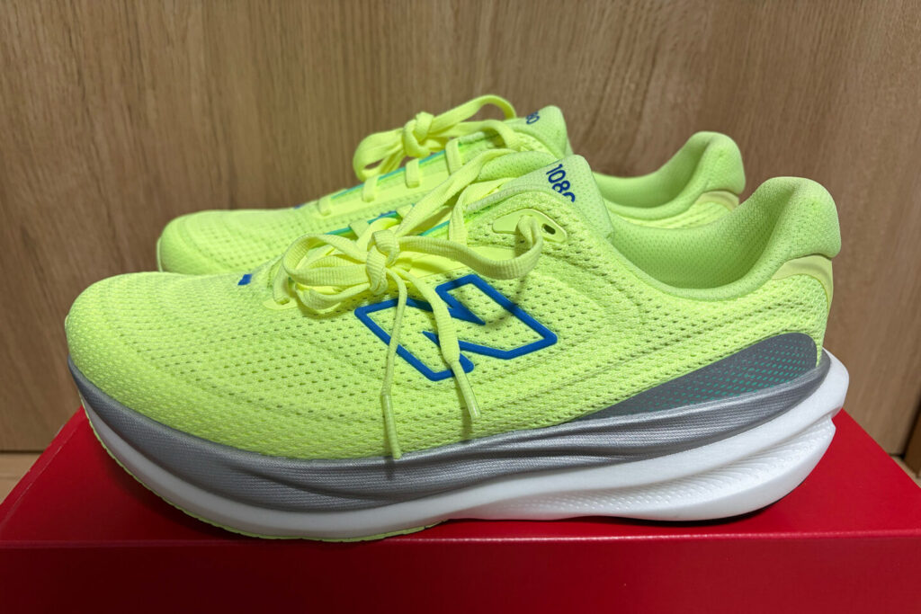 1080v15_ニューバランス_31らん(さいらん)_レビュー