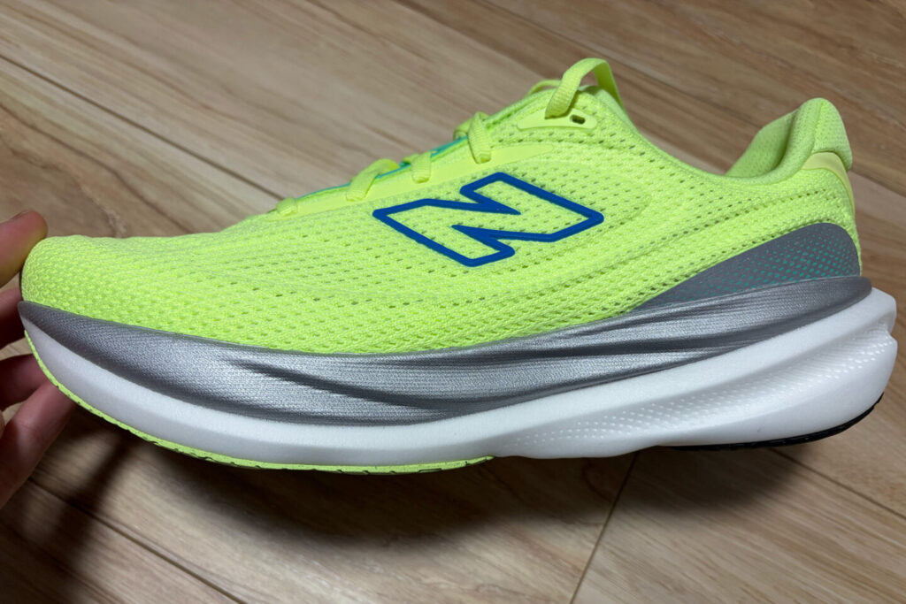 1080v15_ニューバランス_31らん(さいらん)_レビュー