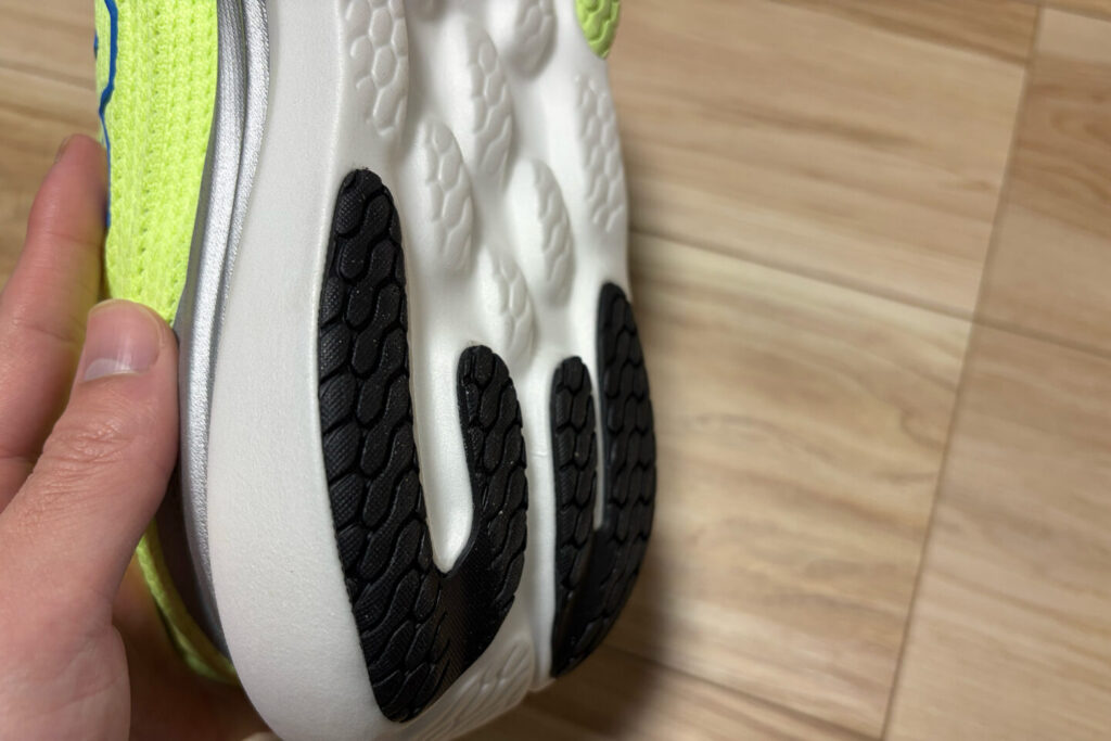 1080v15_ニューバランス_31らん(さいらん)_レビュー