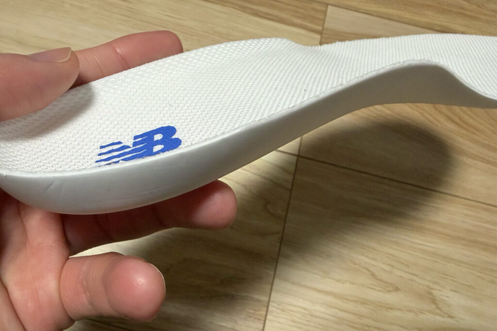 1080v15_ニューバランス_31らん(さいらん)_レビュー