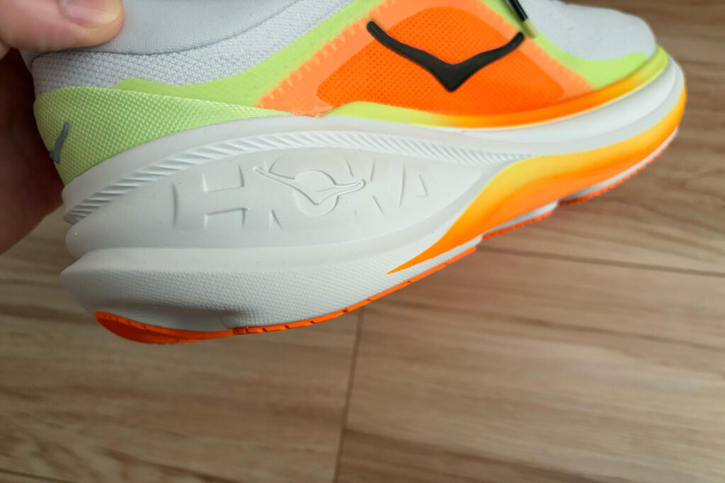 HOKA Clifton PROレビュー|31らん(さいらん)