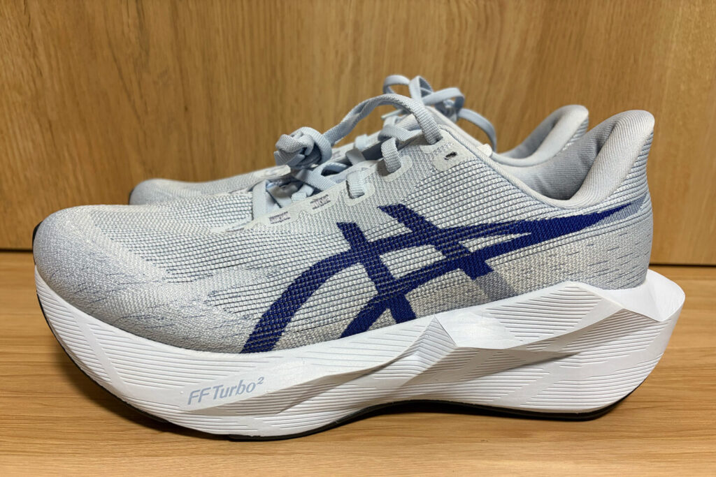 ASICS NOVABLAST 6レビュー|31らん(さいらん)