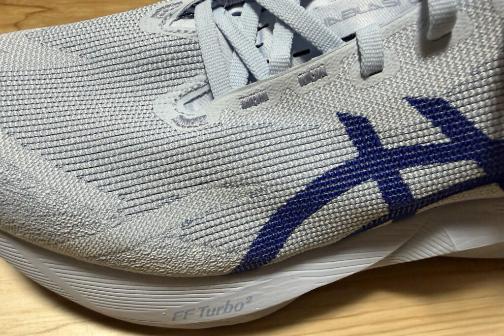 ASICS NOVABLAST 6レビュー|31らん(さいらん)