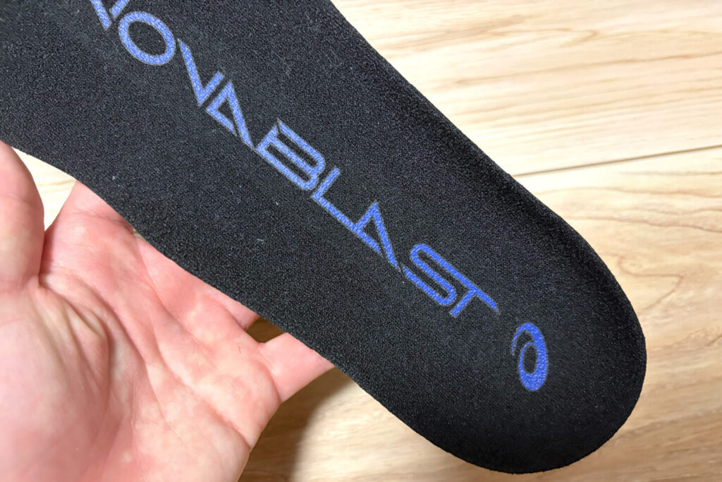 ASICS NOVABLAST 6レビュー|31らん(さいらん)