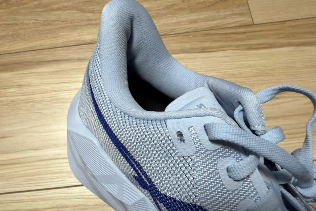 ASICS NOVABLAST 6レビュー|31らん(さいらん)
