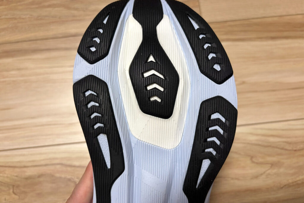 ASICS NOVABLAST 6レビュー|31らん(さいらん)
