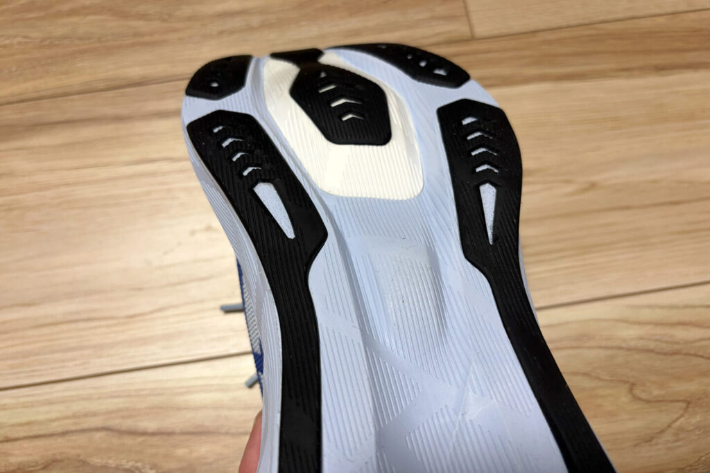ASICS NOVABLAST 6レビュー|31らん(さいらん)
